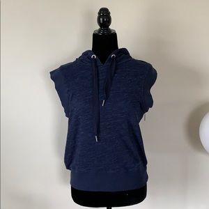 2(X)IST Sleeveless hooded sweatshirt.